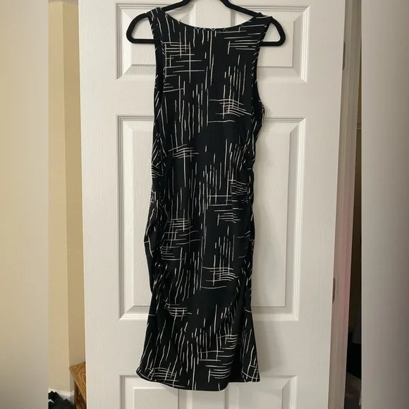 Black and cream maxi maternity dress - Picture 3 of 4